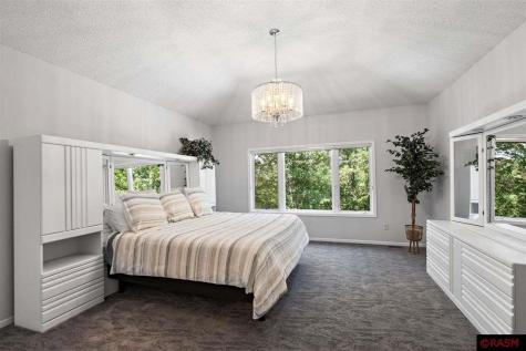 1416 E Pond Road Eagan MN 55122