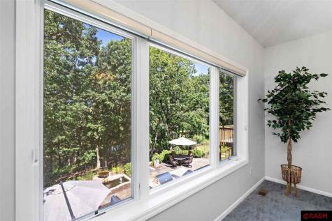 1416 E Pond Road Eagan MN 55122