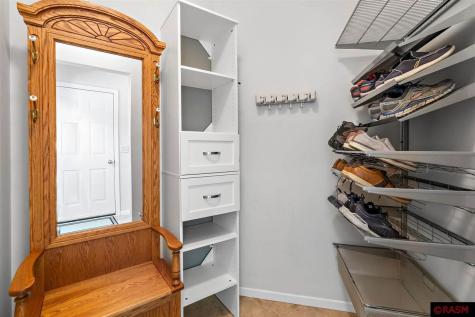 1416 E Pond Road Eagan MN 55122