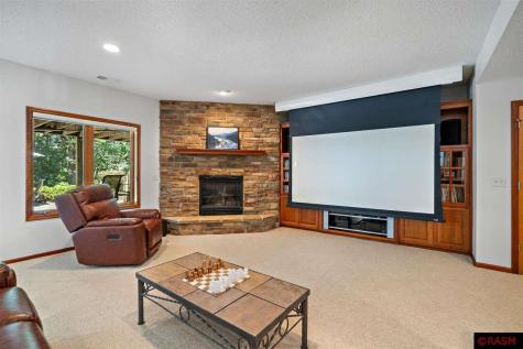 1416 E Pond Road Eagan MN 55122