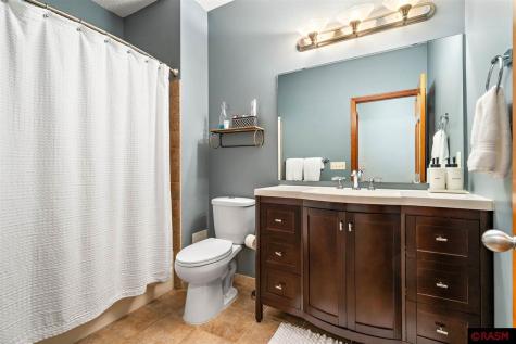 1416 E Pond Road Eagan MN 55122