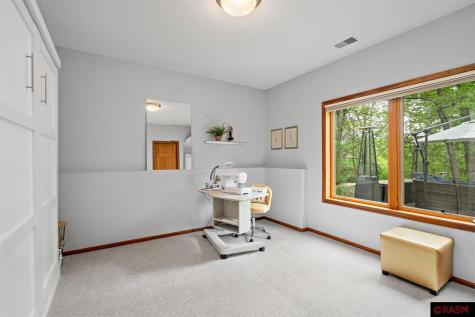 1416 E Pond Road Eagan MN 55122