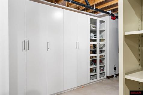 1416 E Pond Road Eagan MN 55122