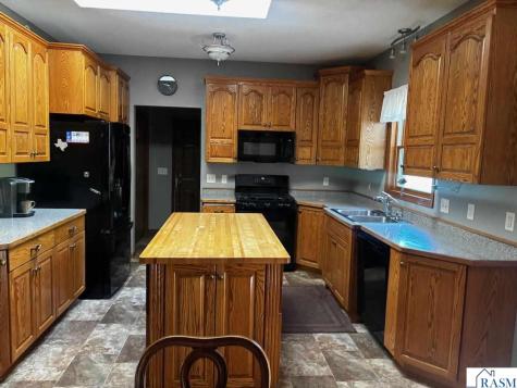 44137 Willow Road St. Peter MN 56082
