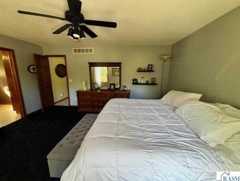 44137 Willow Road St. Peter MN 56082
