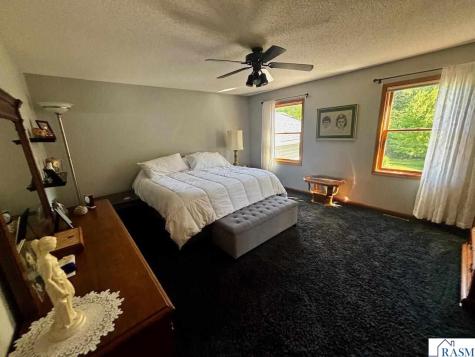 44137 Willow Road St. Peter MN 56082