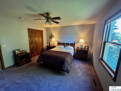 44137 Willow Road St. Peter MN 56082