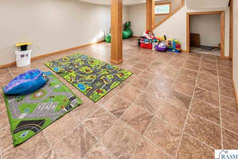 272 Elm Street Tracy MN 56175