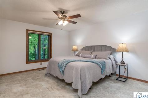 25 Crown Hill Lane Mankato MN 56001