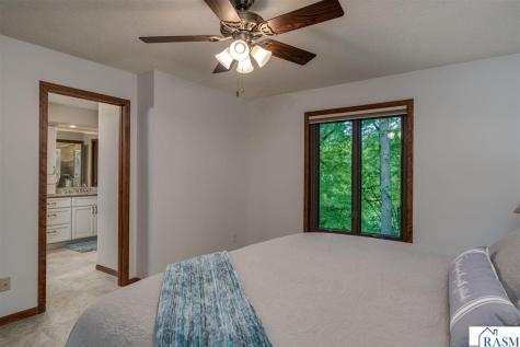 25 Crown Hill Lane Mankato MN 56001