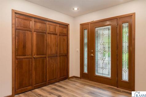 25 Crown Hill Lane Mankato MN 56001