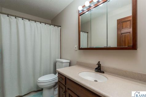 25 Crown Hill Lane Mankato MN 56001