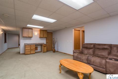 25 Crown Hill Lane Mankato MN 56001