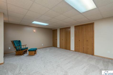 25 Crown Hill Lane Mankato MN 56001