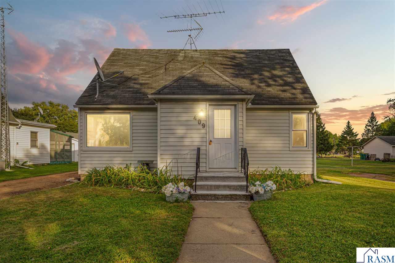 409 S 5th Street Le Sueur MN 56058