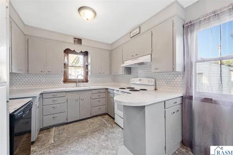409 S 5th Street Le Sueur MN 56058