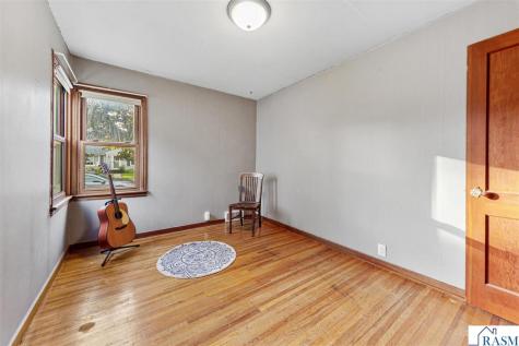 409 S 5th Street Le Sueur MN 56058