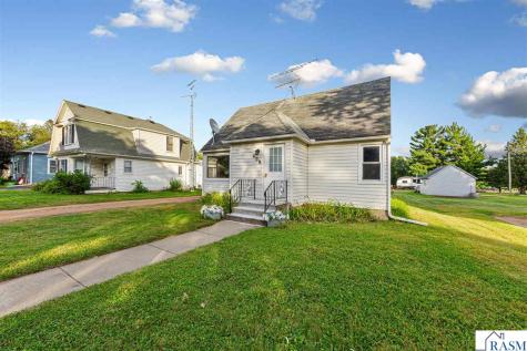 409 S 5th Street Le Sueur MN 56058