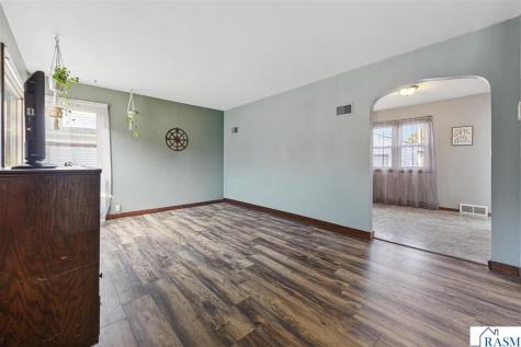 409 S 5th Street Le Sueur MN 56058