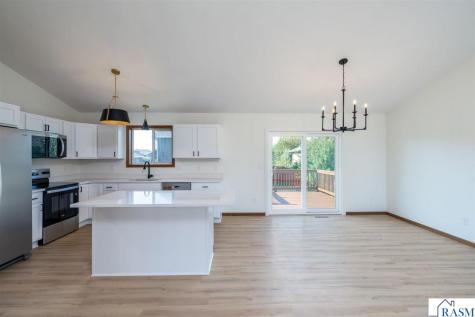 216 Wickfield Drive Mankato MN 56001