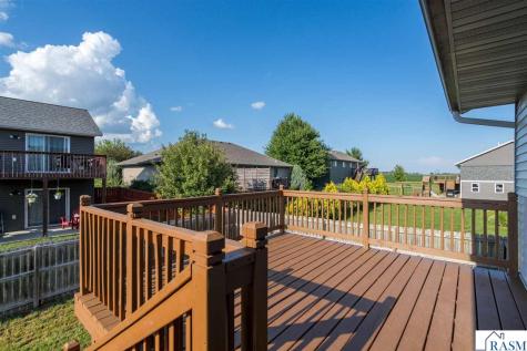 216 Wickfield Drive Mankato MN 56001
