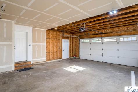 216 Wickfield Drive Mankato MN 56001