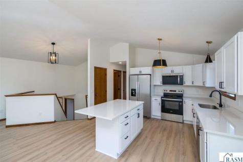 216 Wickfield Drive Mankato MN 56001