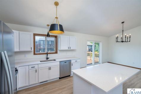 216 Wickfield Drive Mankato MN 56001