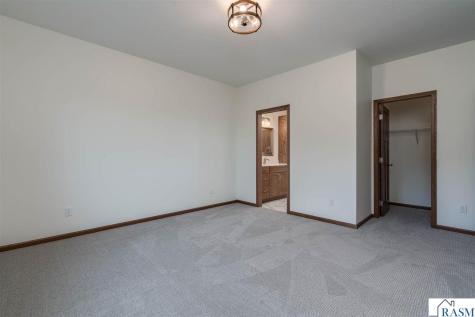 313 Falcon Run Eagle Lake MN 56025