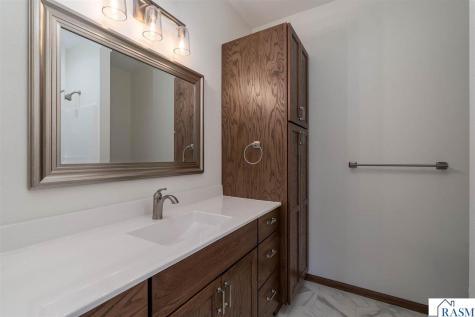 313 Falcon Run Eagle Lake MN 56025