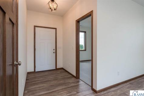 313 Falcon Run Eagle Lake MN 56025