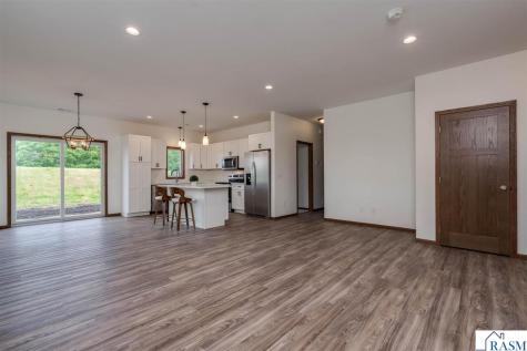 313 Falcon Run Eagle Lake MN 56025