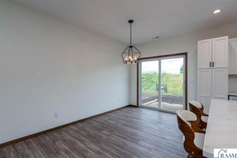 313 Falcon Run Eagle Lake MN 56025