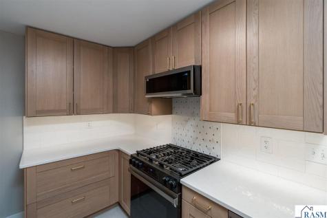 933 Thompson Ravine Road Mankato MN 56001