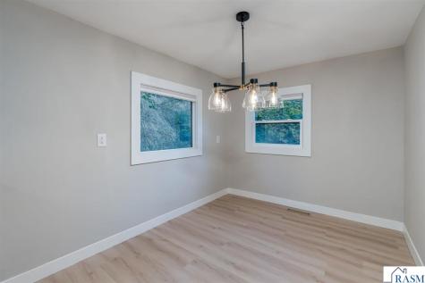 933 Thompson Ravine Road Mankato MN 56001