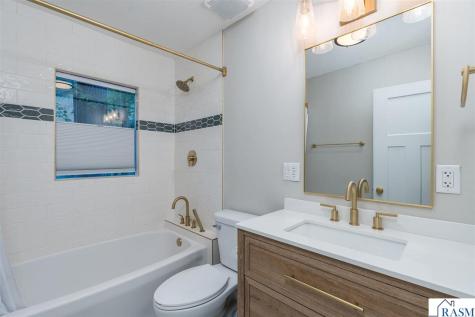 933 Thompson Ravine Road Mankato MN 56001