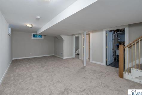 933 Thompson Ravine Road Mankato MN 56001