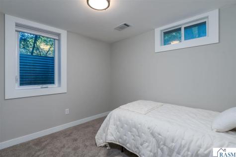 933 Thompson Ravine Road Mankato MN 56001