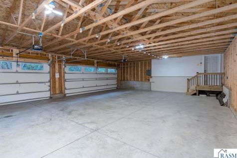 933 Thompson Ravine Road Mankato MN 56001