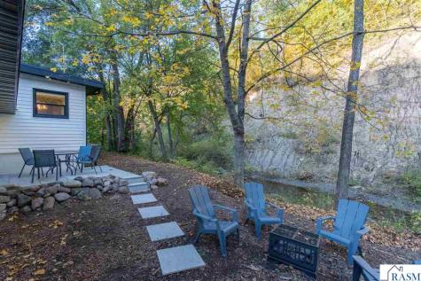 933 Thompson Ravine Road Mankato MN 56001