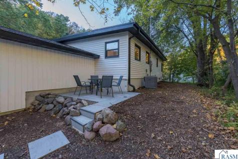 933 Thompson Ravine Road Mankato MN 56001