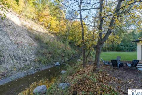 933 Thompson Ravine Road Mankato MN 56001