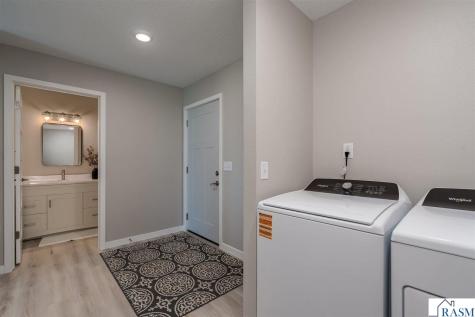 3121 Scotch Lane Mankato MN 56001