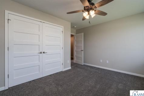3121 Scotch Lane Mankato MN 56001