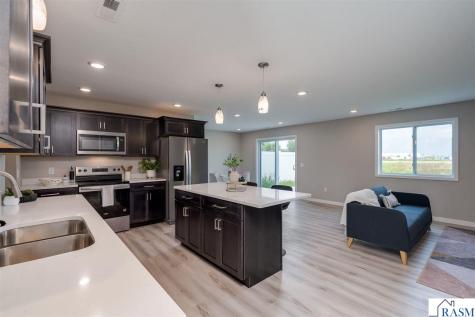 3121 Scotch Lane Mankato MN 56001