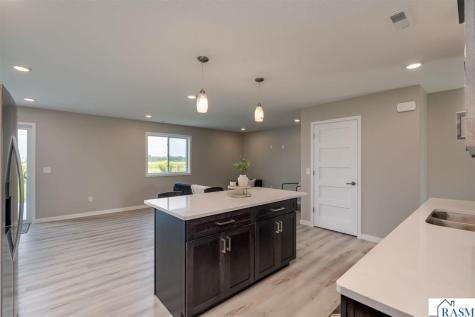 3121 Scotch Lane Mankato MN 56001