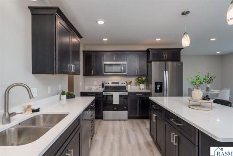 3121 Scotch Lane Mankato MN 56001