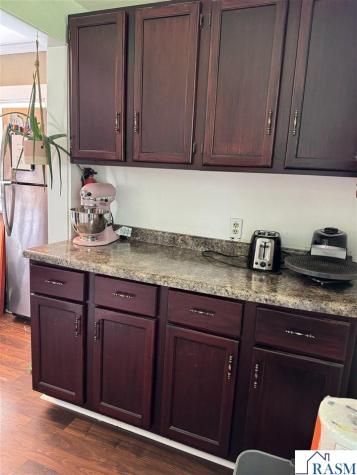 211 N Main Street Lake Crystal MN 56055