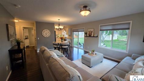 1005 E Main Street Cleveland MN 56017