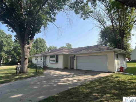 515 10th Street South St. James MN 56081